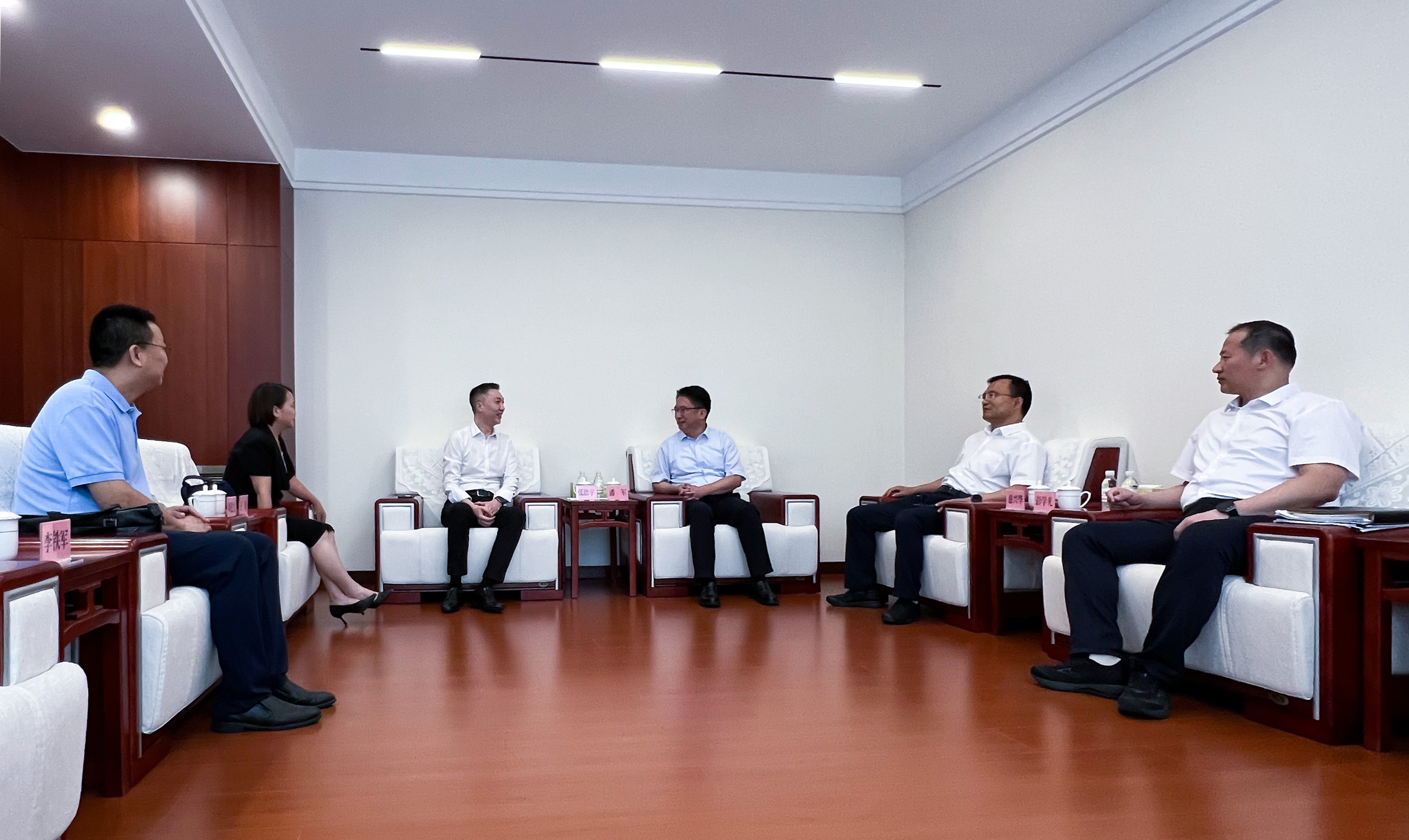 神開股份總裁一行赴中石化經緯有限公司交流(圖1) 神開股份總裁一行赴中石化經緯有限公司交流(圖1)